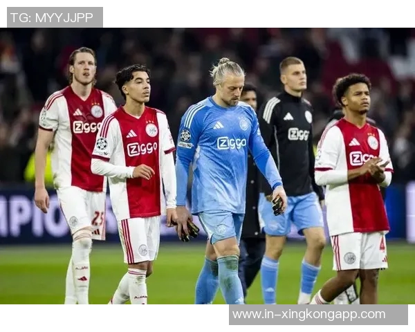 欧冠惨败引发危机海廷加或将下课滕哈赫成贾府新帅热门人选 欧冠惨败引发危机海廷加或将下课滕哈赫成贾府新帅热门人选