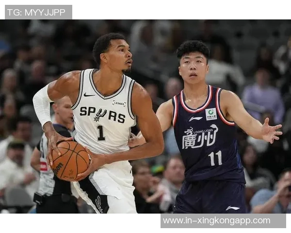 文班亚马称赞本赛季第二次战胜雷霆的比赛令人赏心悦目表现出色