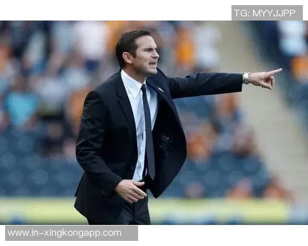 麦克法兰与瓜迪奥拉数据对比揭示两位教练的战术风格与执教成就